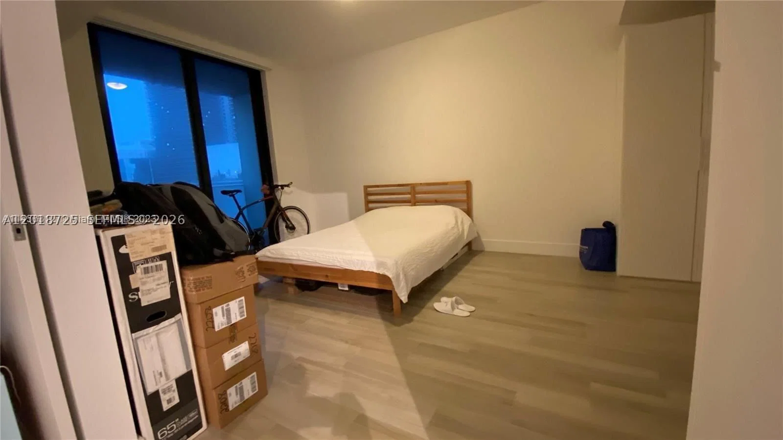 1+1 Condo — 1010 Brickell Ave #2208, Miami, FL 33131