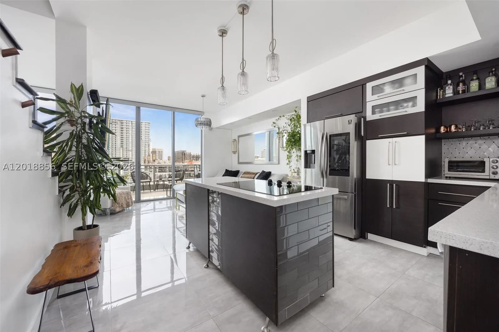 2+1 Condo — 690 1st Ct #PHI10, Miami, FL 33130