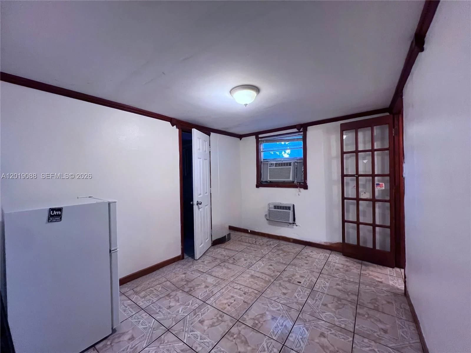1-bedroom Condo — Miami, FL 33167