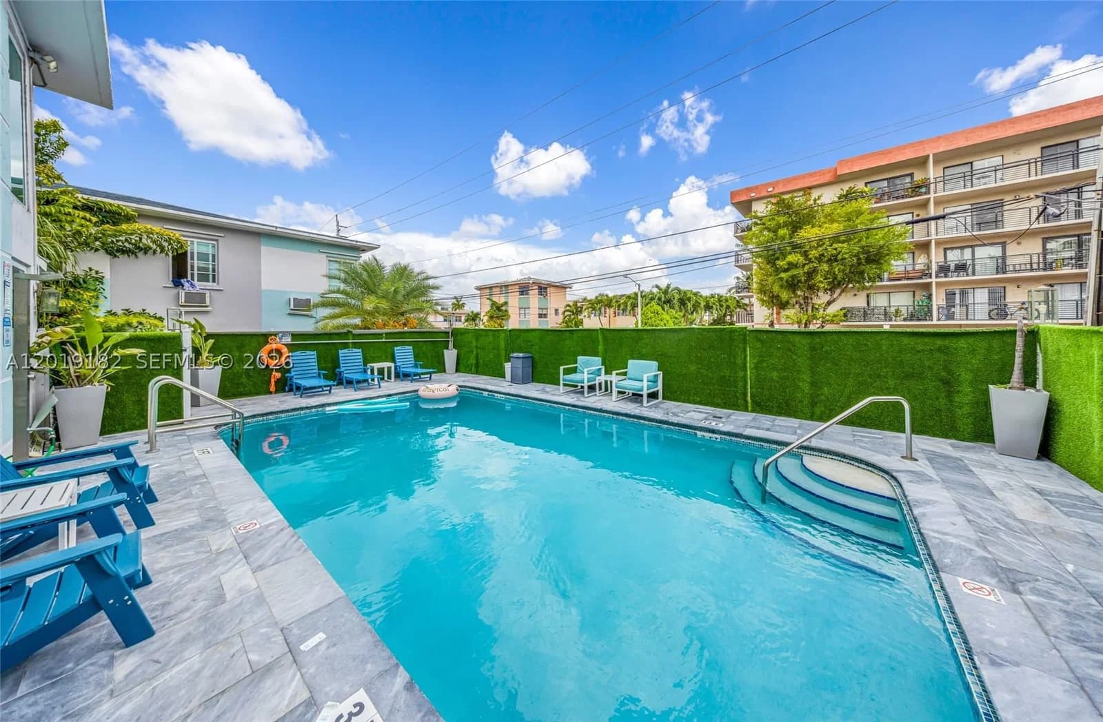 Mülk — 7830 Abbott Ave, Miami Beach, FL 33141