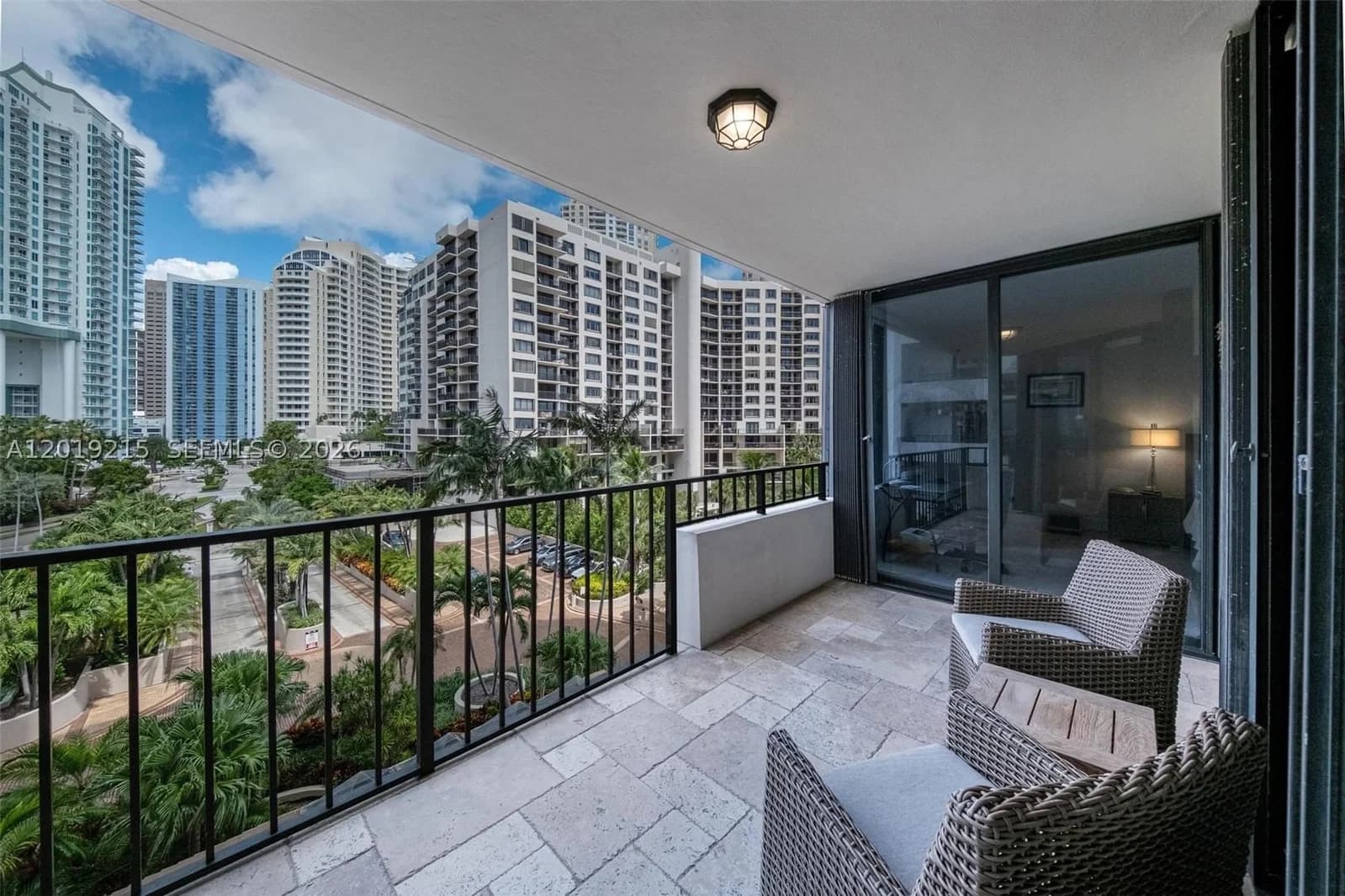 2+1 Condo — 520 Brickell Key Dr #A710, Miami, FL 33131