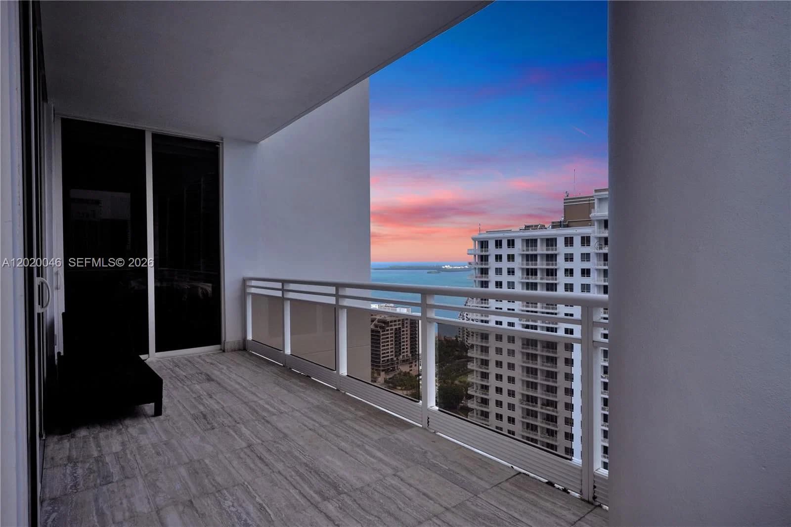 3+1 Condo — 901 Brickell Key Blvd #3204, Miami, FL 33131