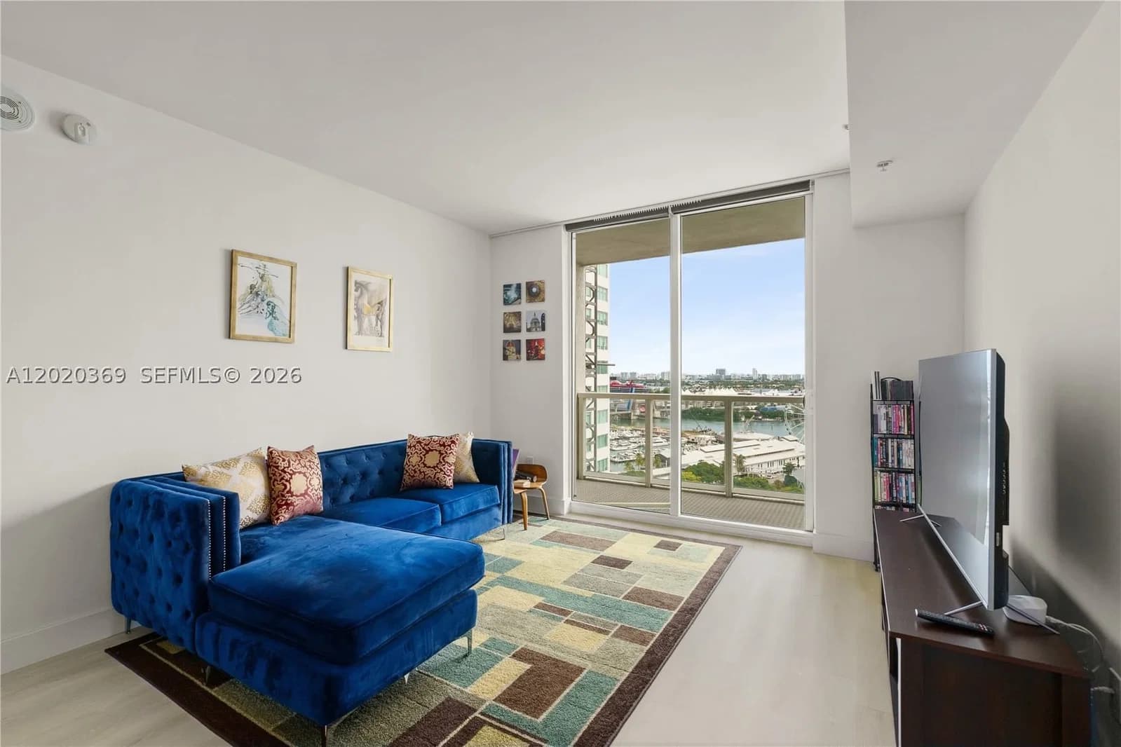 2+1 Condo — 253 2nd St #2003, Miami, FL 33132