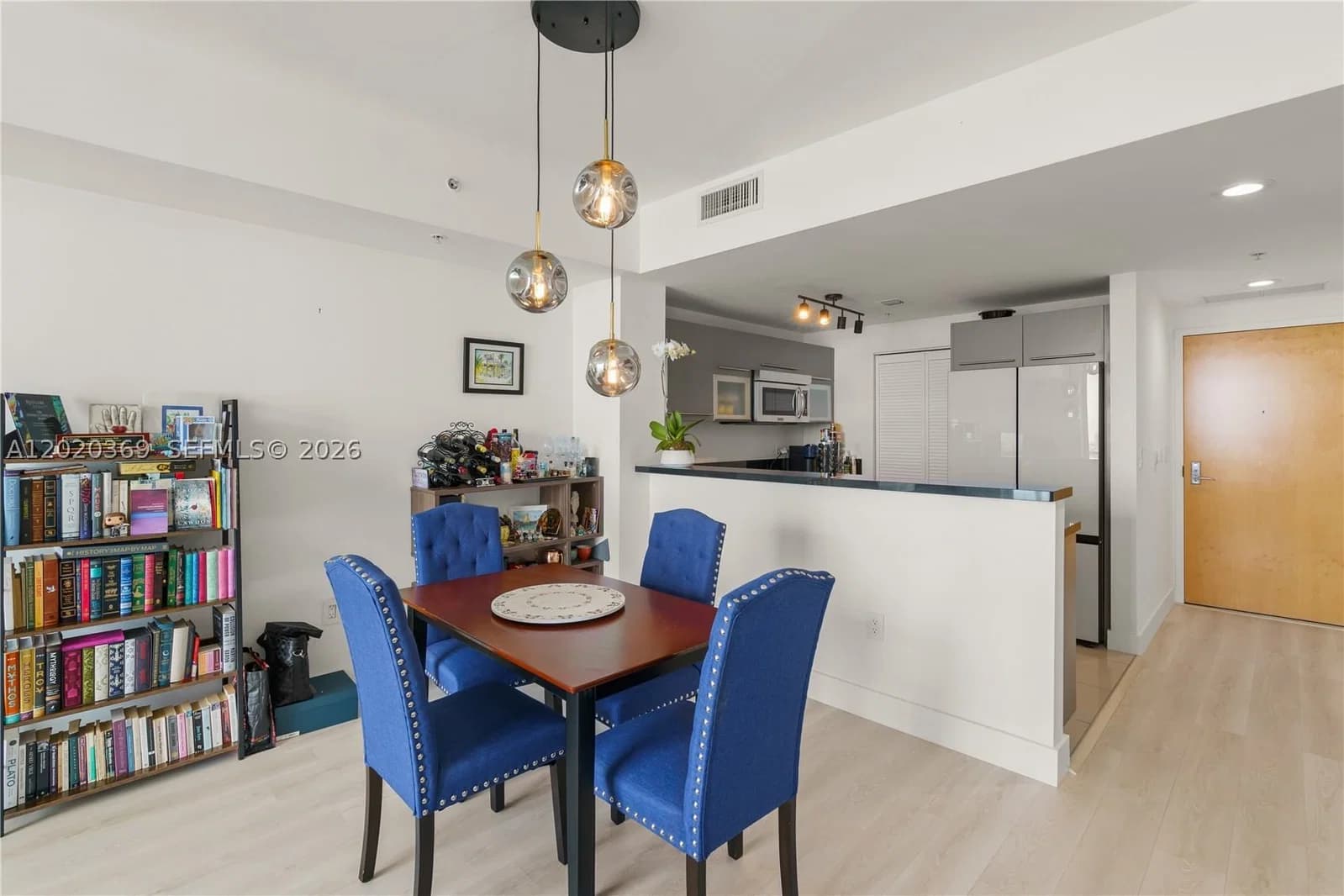 2+1 Condo — 253 2nd St #2003, Miami, FL 33132