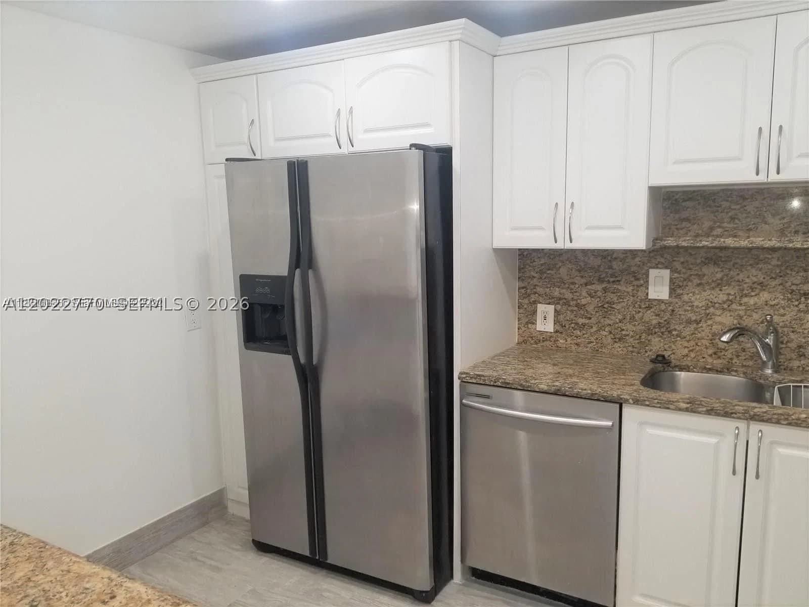 2-bedroom Condo — 100 Bayview Dr #208, Sunny Isles Beach, FL 33160