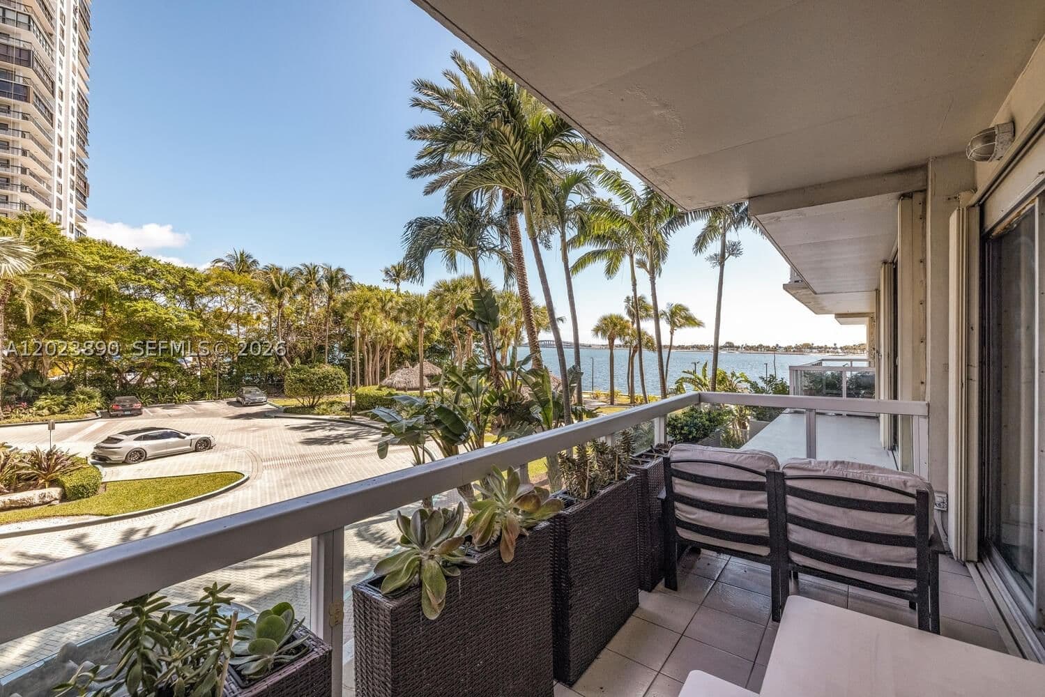 2-bedroom Condo — 2451 Brickell Ave #2E, Miami, FL 33129