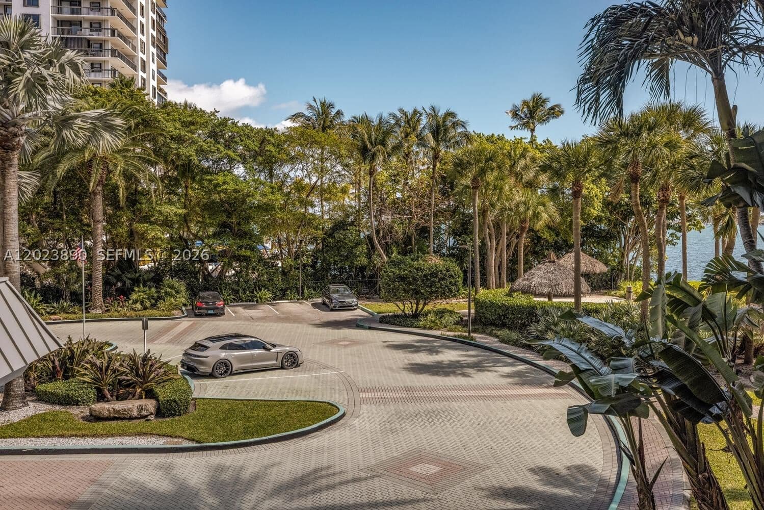 2-bedroom Condo — 2451 Brickell Ave #2E, Miami, FL 33129