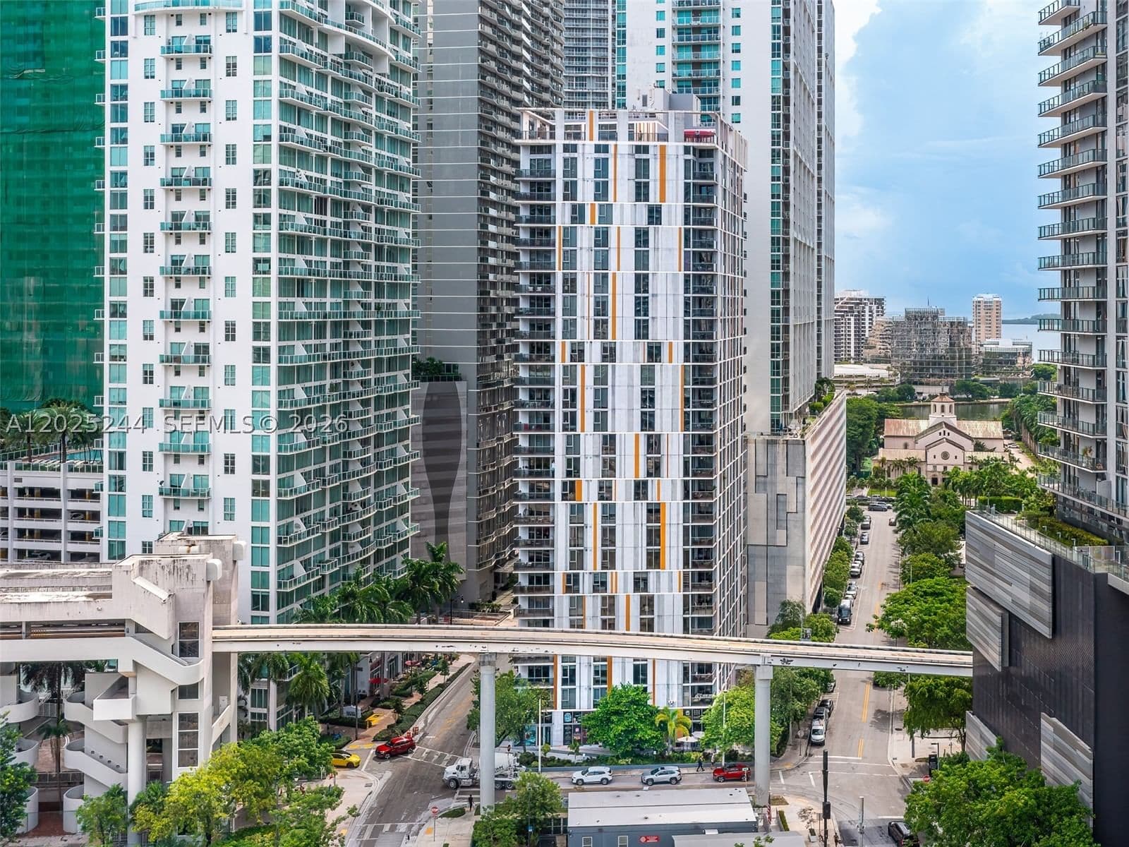 1+1 Condo — 31 6th St #2506, Miami, FL 33131