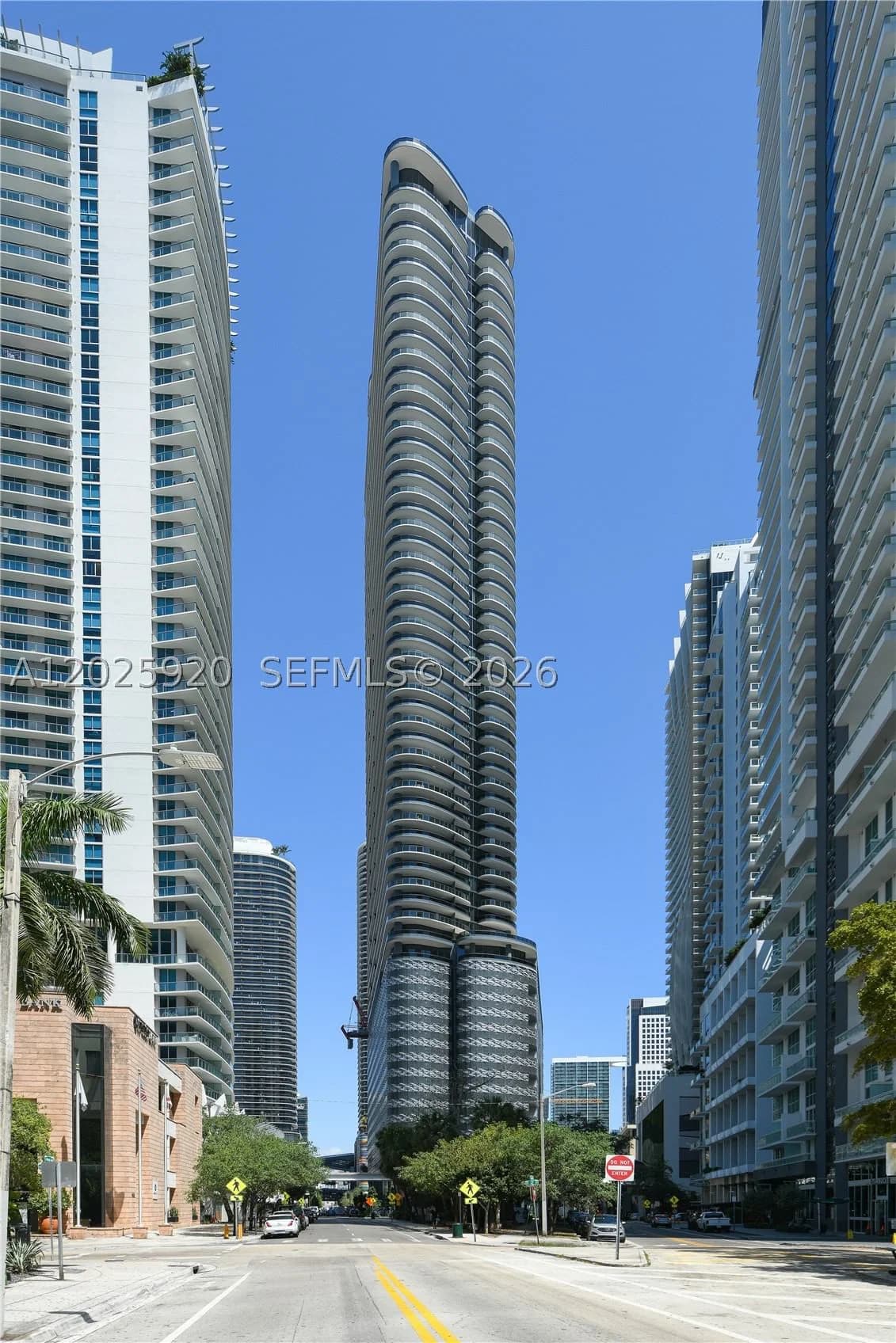 1+1 Condo — 1000 Brickell #2014, Miami, FL 33131