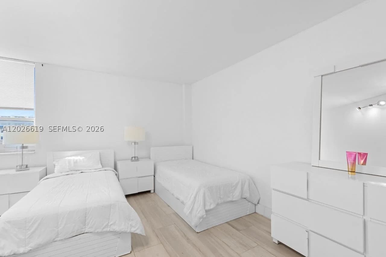2-bedroom Condo — 1500 Bay Rd #1268S, Miami Beach, FL 33139