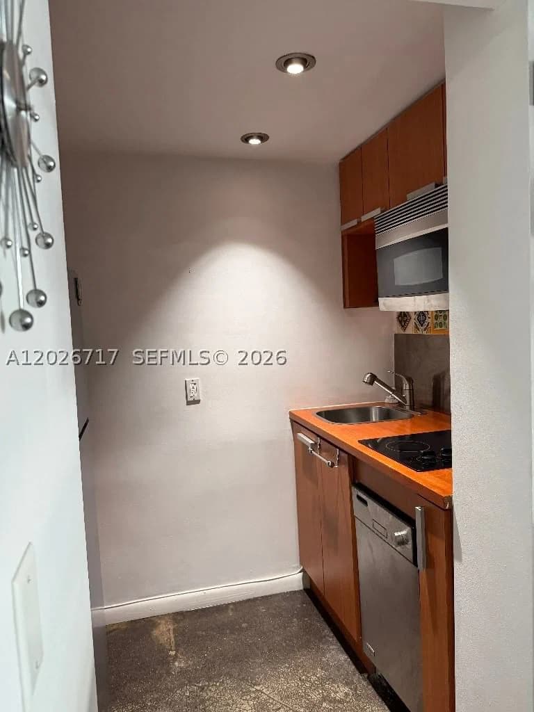 Condo — 800 West Ave #342, Miami Beach, FL 33139