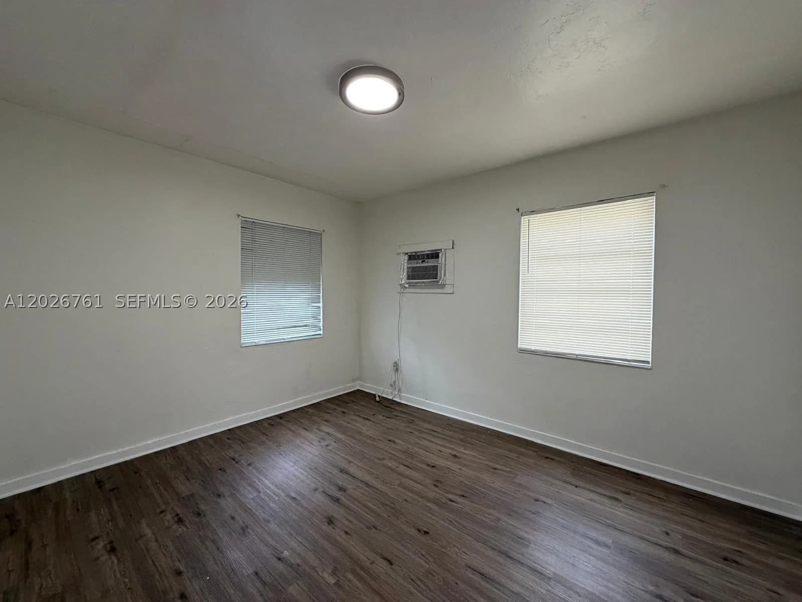2+1 Mülk — 541 7th St #3, Miami, FL 33130