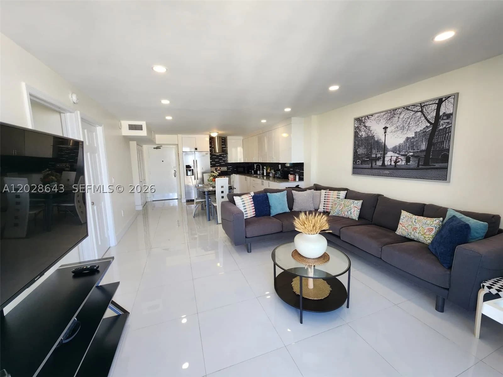 1-bedroom Condo — 345 Ocean Dr #602, Miami Beach, FL 33139