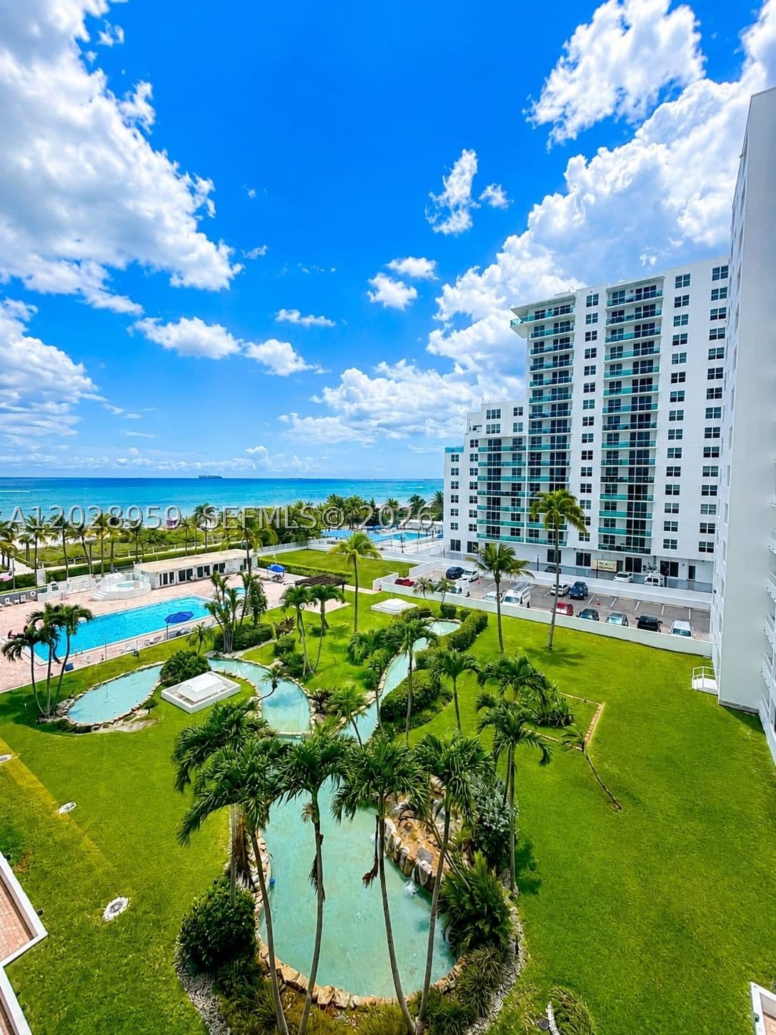 2-bedroom Condo — 5005 Collins Ave #616, Miami Beach, FL 33140