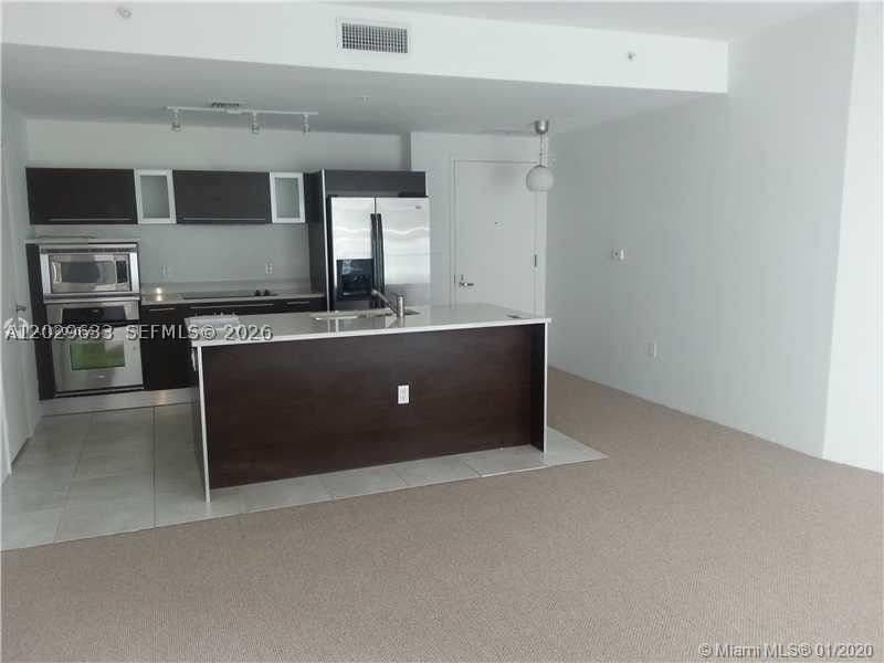 1+1 Condo — 1900 Bayshore Dr #3517, Miami, FL 33132