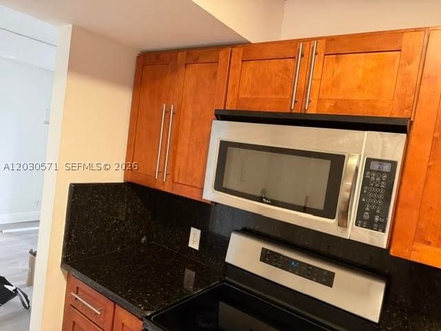 2+1 Condo — 3301 Country Club Dr #407, Aventura, FL 33180