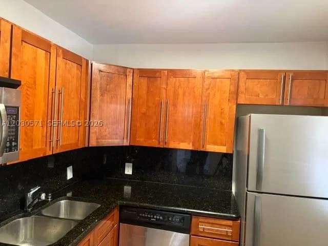 2+1 Condo — 3301 Country Club Dr #407, Aventura, FL 33180