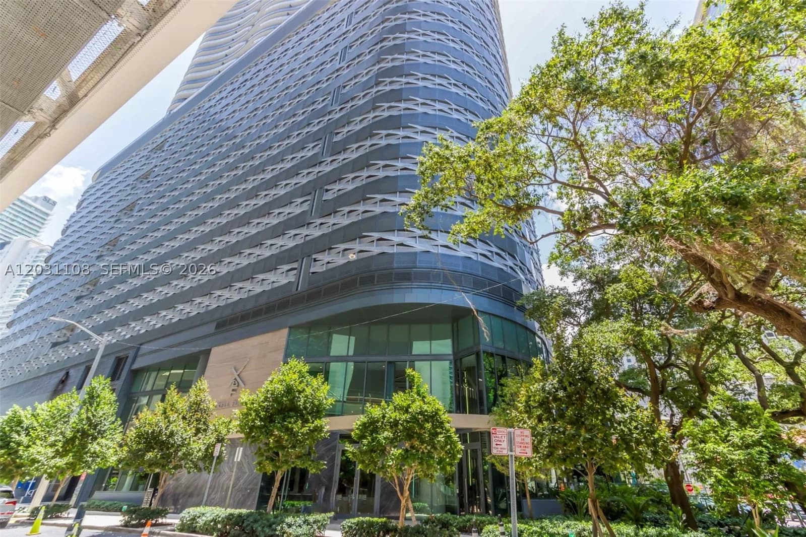 2-bedroom Condo — 1000 Brickell Plz #4609, Miami, FL 33131