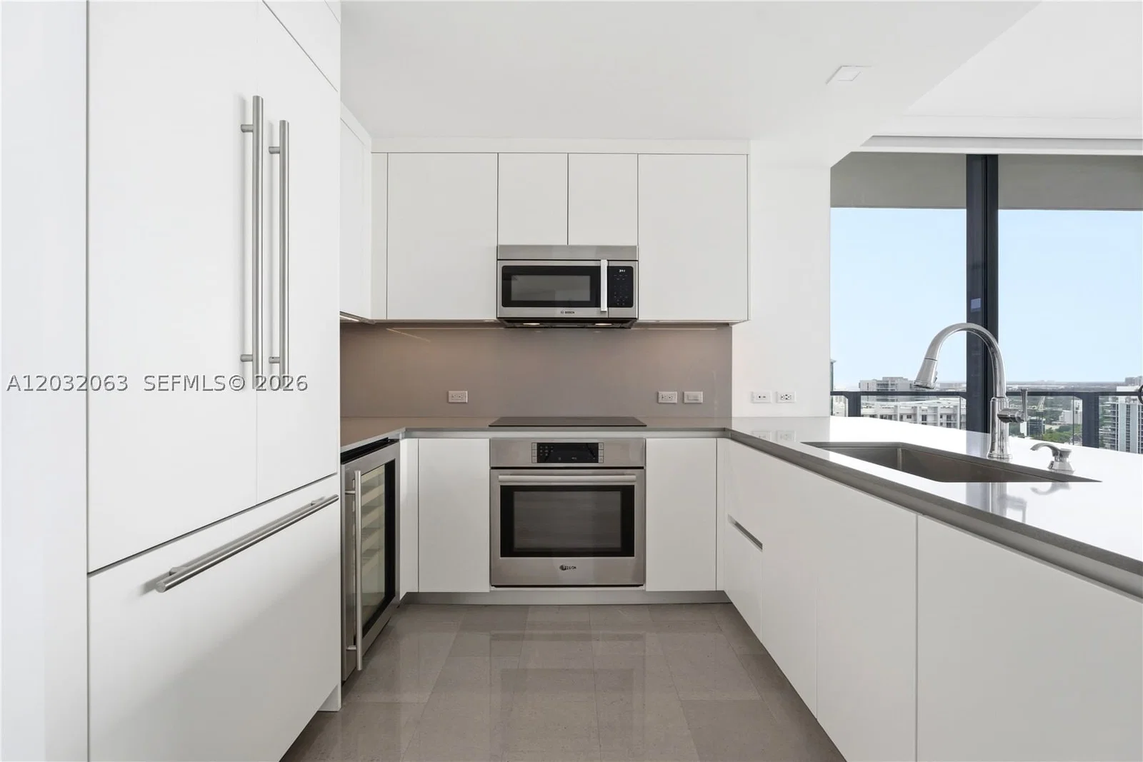3+1 Condo — 88 7th St #2302, Miami, FL 33130