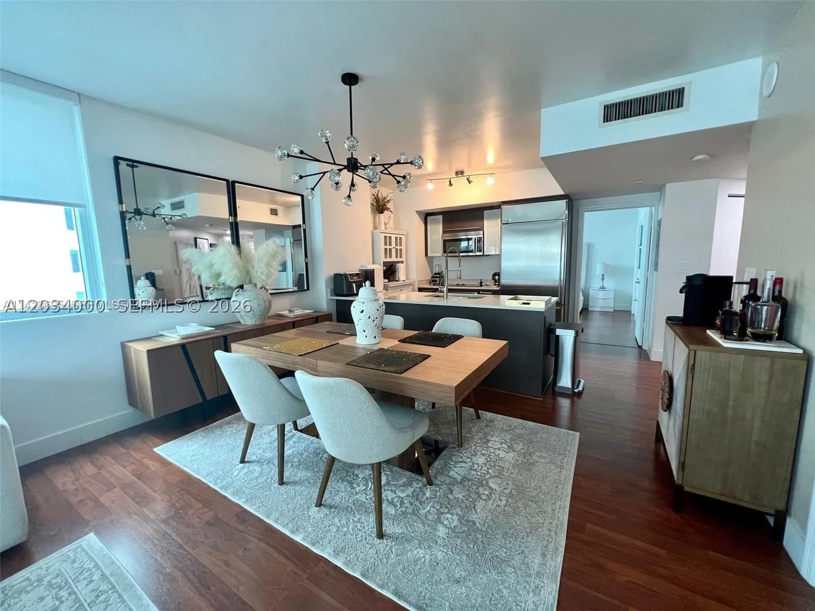 2-bedroom Condo — 500 Brickell Ave #1410, Miami, FL 33131