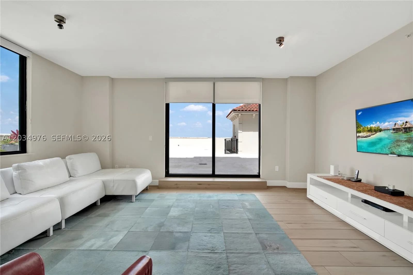 2+1 Condo — 1300 Ponce De Leon Blvd #901, Coral Gables, FL 33134