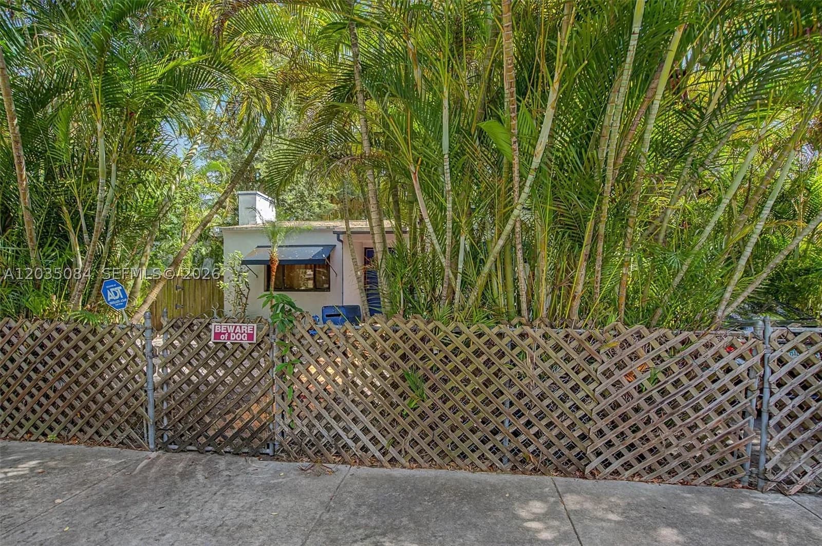 3+1 Müstakil ev — 583 47th St, Miami, FL 33127
