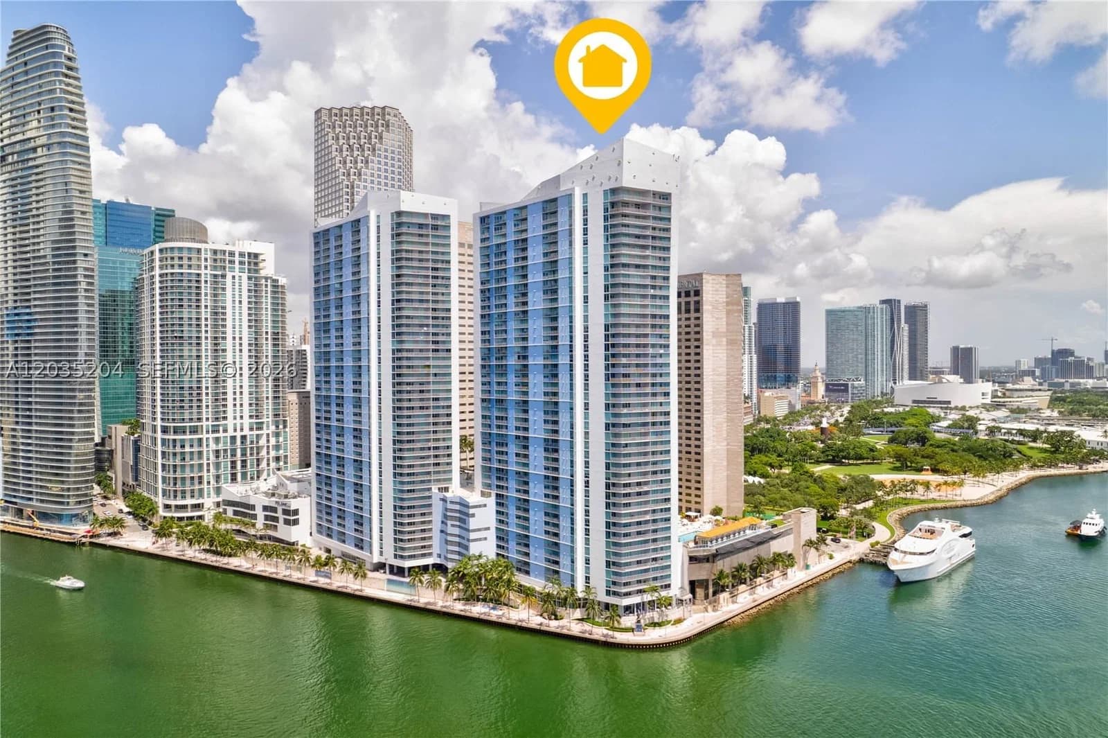 2+1 Condo — 335 Biscayne Blvd #3108, Miami, FL 33131