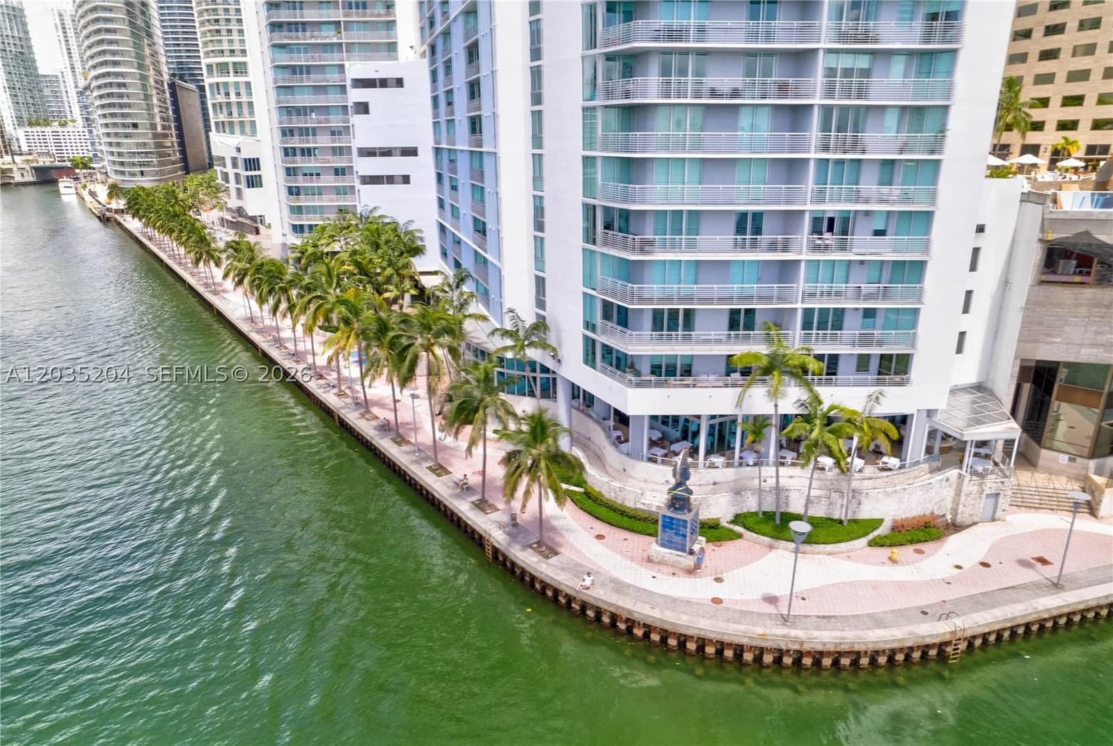 2+1 Condo — 335 Biscayne Blvd #3108, Miami, FL 33131