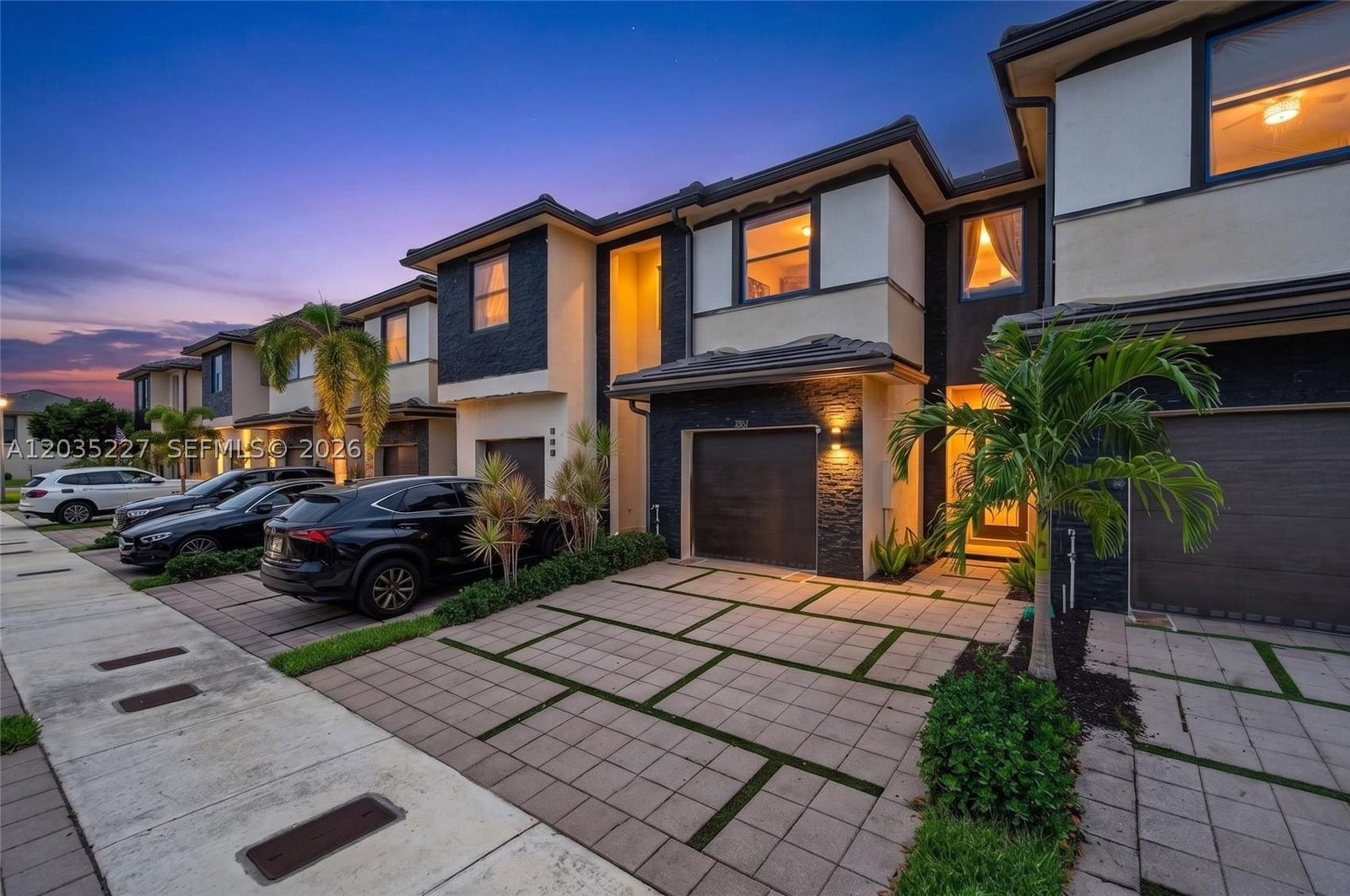 3+1 Townhouse — 15841 91st Ct, Miami Lakes, FL 33018
