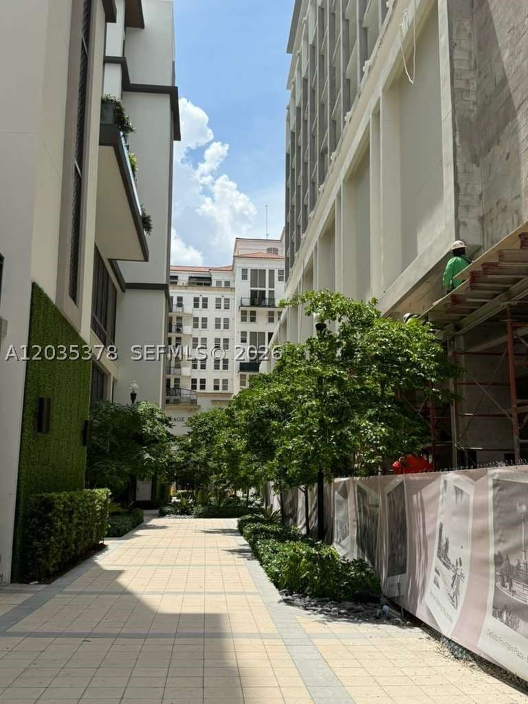 Property — 4011 SALZEDO ST #CU3, Coral Gables, FL 33146