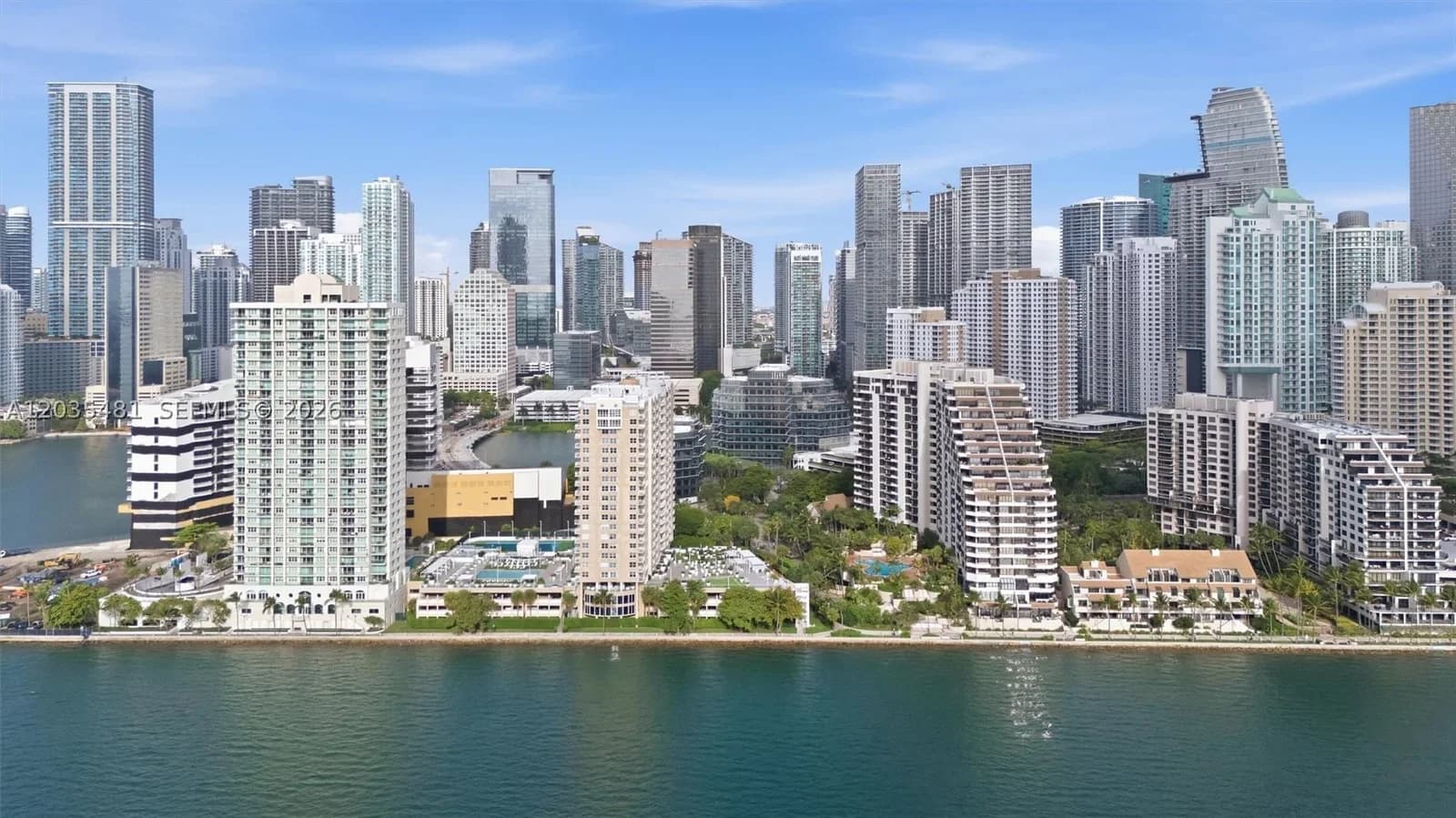 2+1 Condo — 520 Brickell Key Dr #A1615, Miami, FL 33131