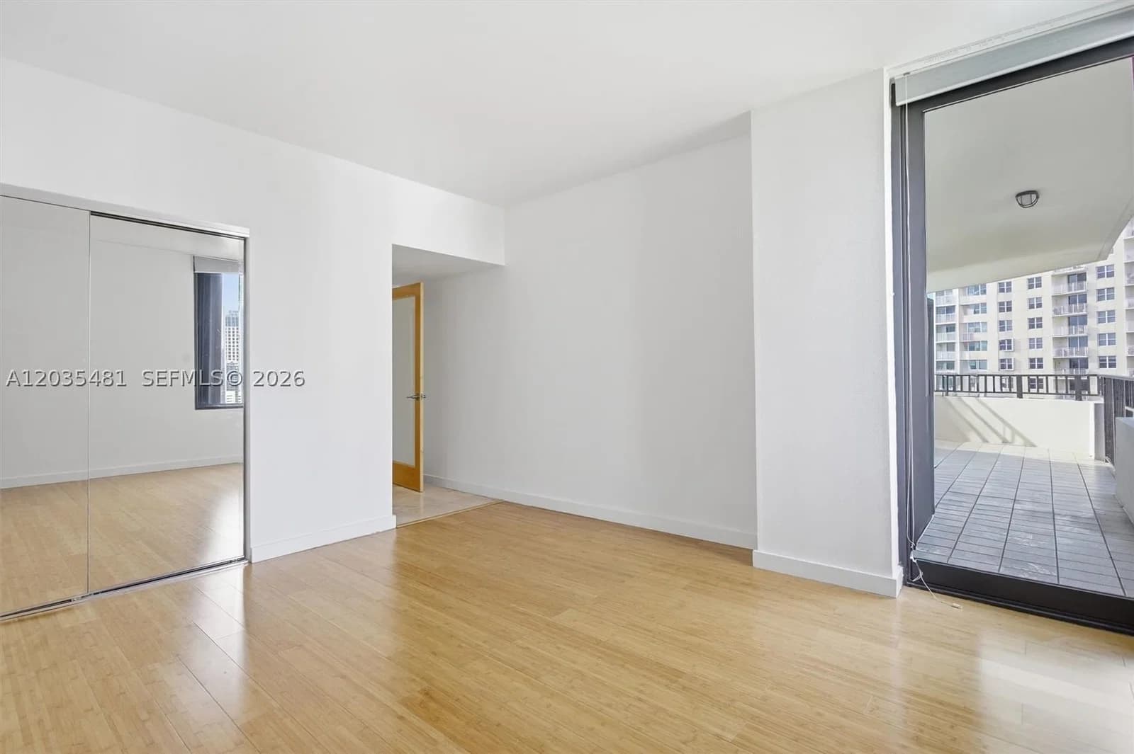 2+1 Condo — 520 Brickell Key Dr #A1615, Miami, FL 33131