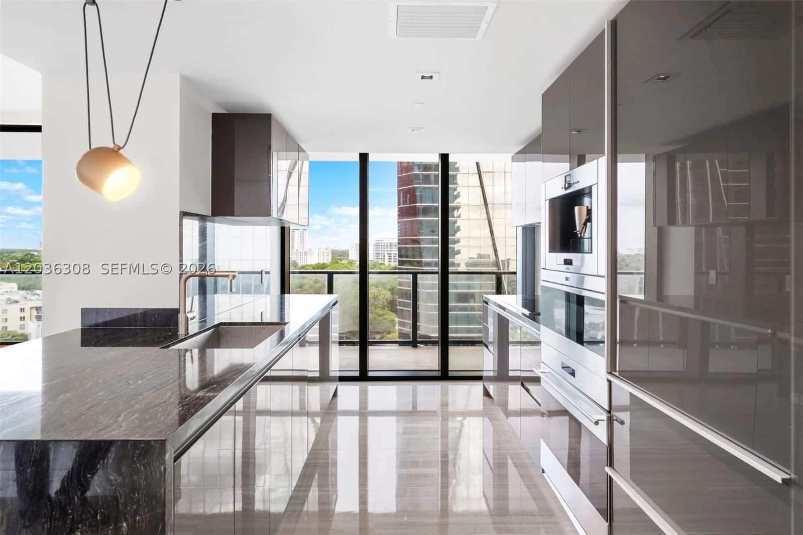 2+1 Condo — 1451 Brickell Ave #1005, Miami, FL 33131