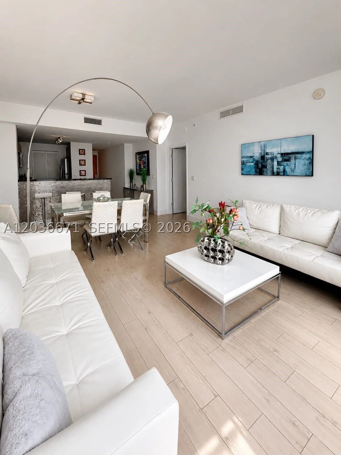 1+1 Condo — 253 2nd St #3004, Miami, FL 33132