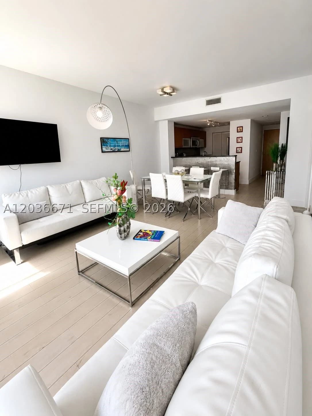 1+1 Condo — 253 2nd St #3004, Miami, FL 33132
