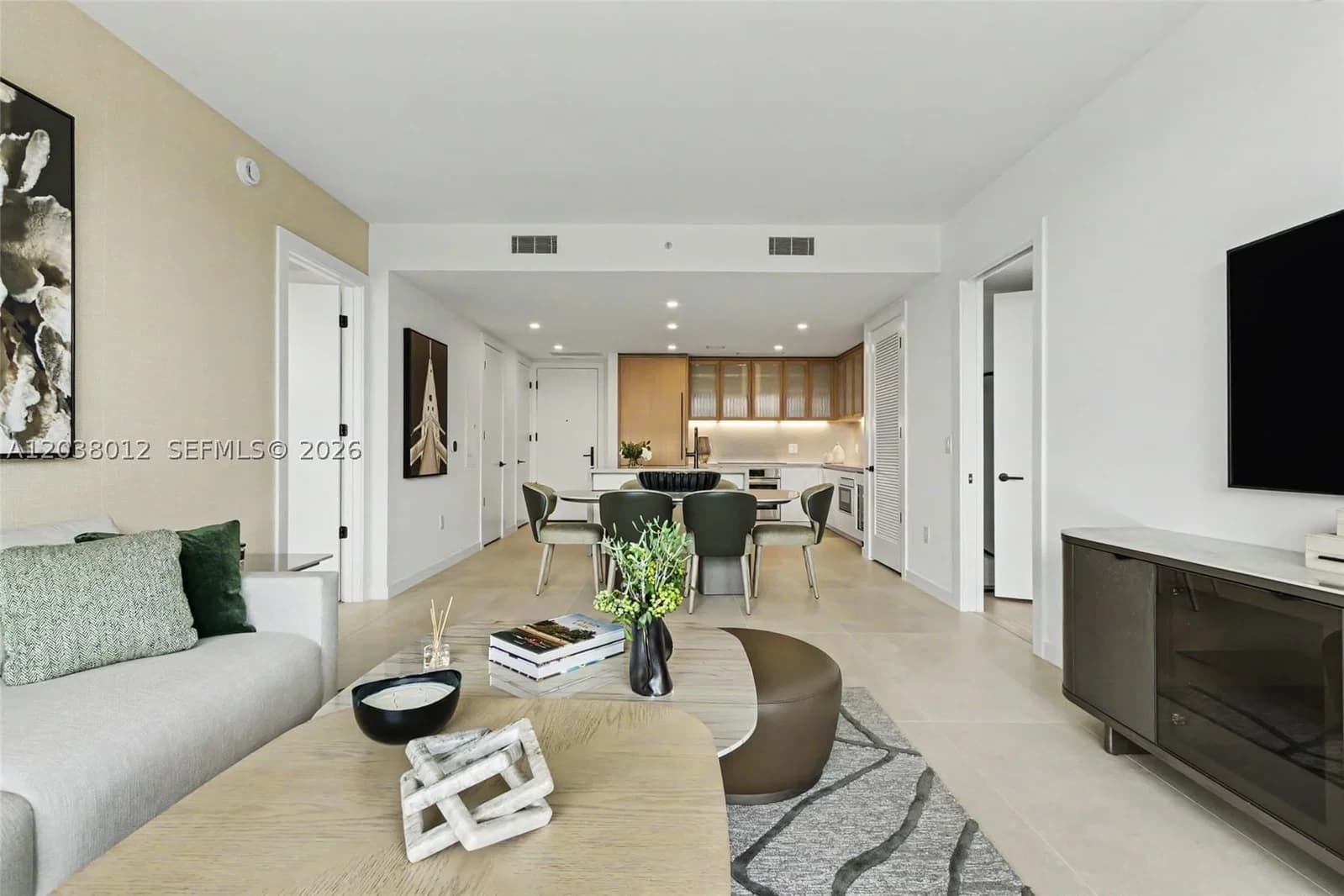 2-bedroom Condo — 2200 Brickell Ave #219, Miami, FL 33129