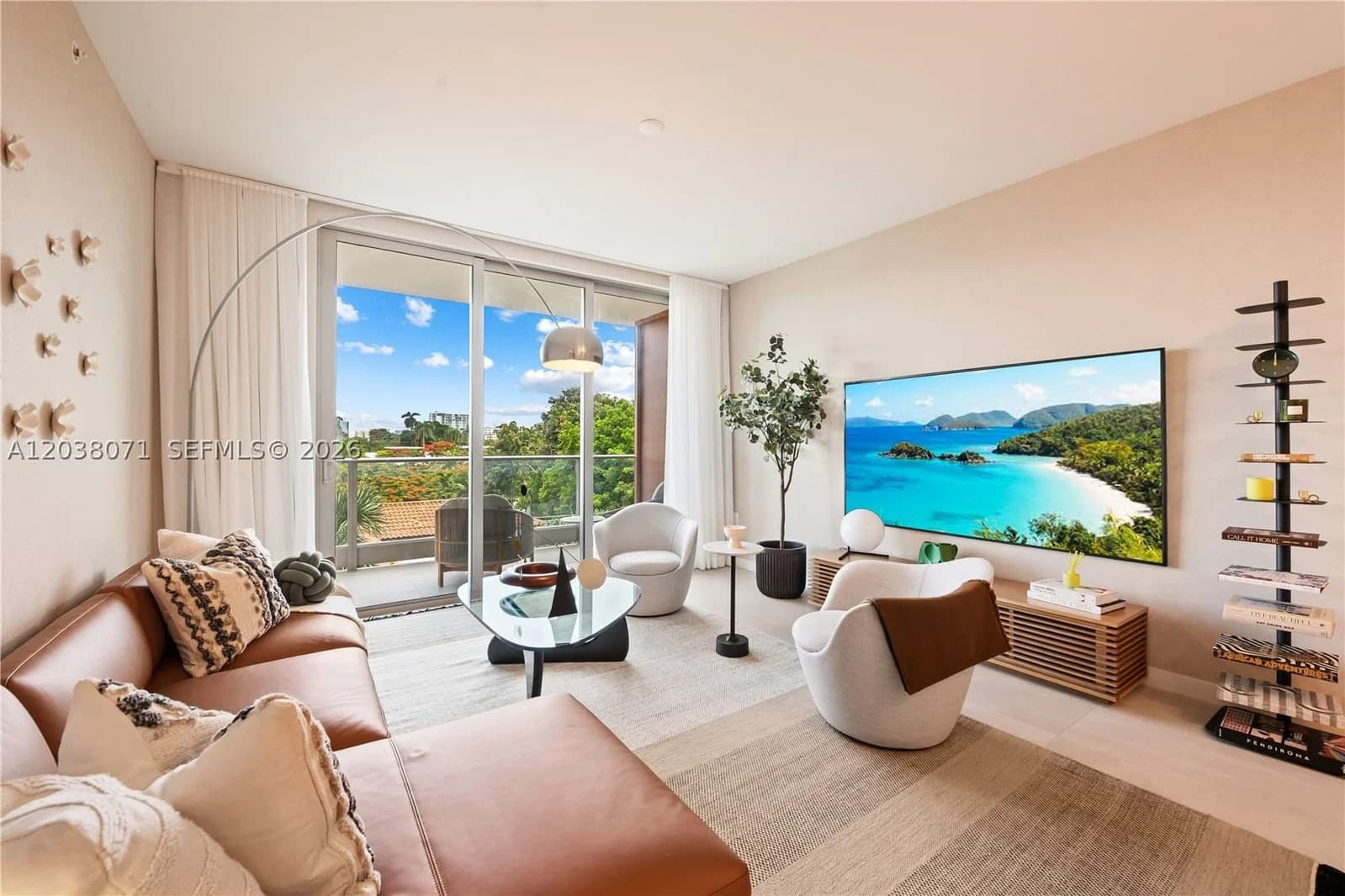1+1 Condo — 2200 Brickell Ave #308, Miami, FL 33129