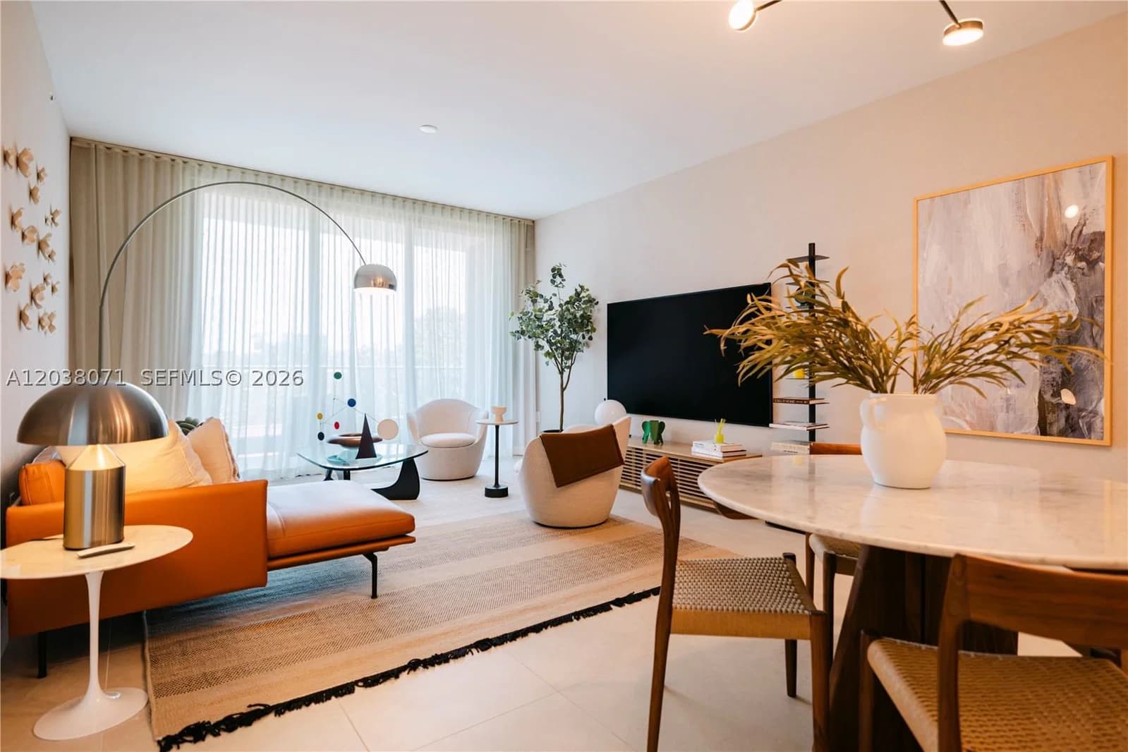 1+1 Condo — 2200 Brickell Ave #308, Miami, FL 33129