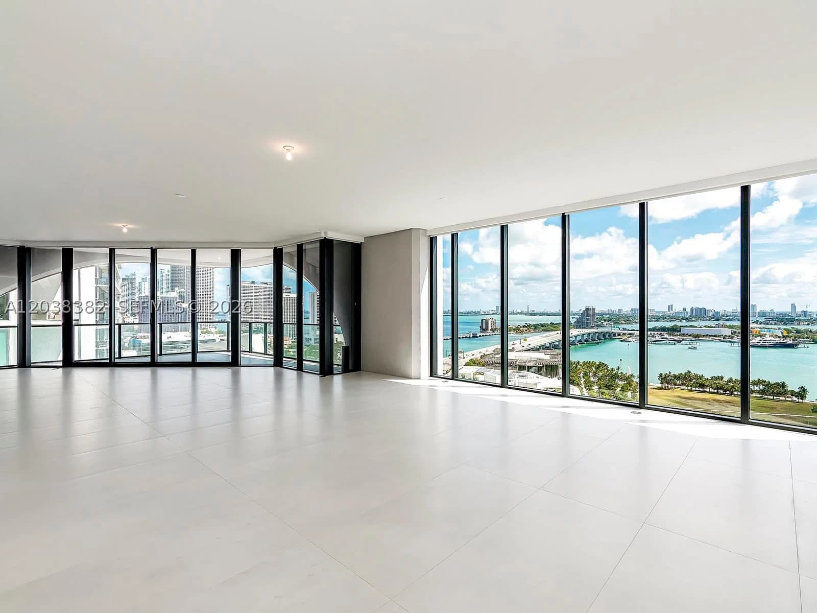 4-bedroom Condo — 1000 Biscayne Blvd #2002, Miami, FL 33132