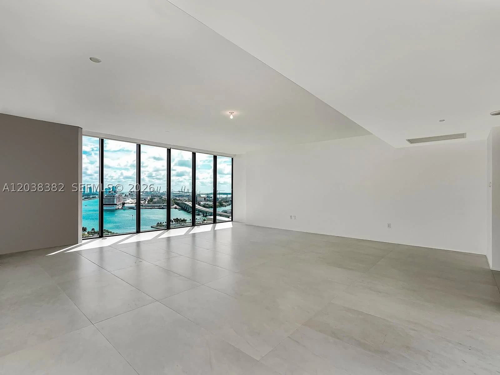 4+1 Condo — 1000 Biscayne Blvd #2002, Miami, FL 33132