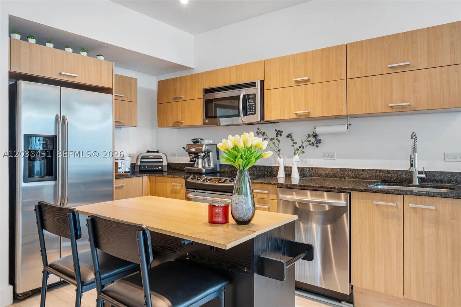 1-bedroom Condo — 350 Miami Ave #2108, Miami, FL 33130