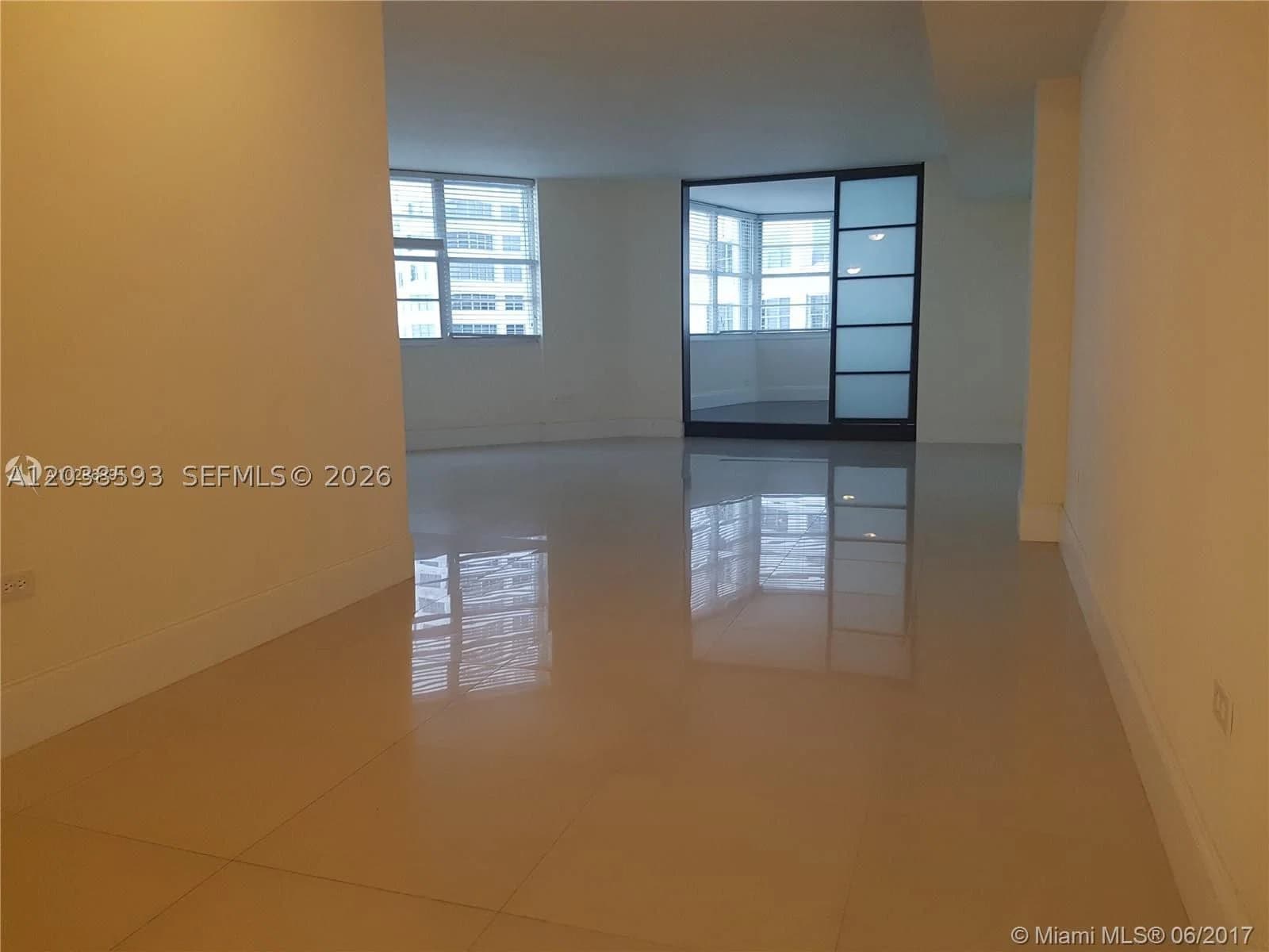 2-bedroom Condo — 801 Brickell Bay Dr #765, Miami, FL 33131