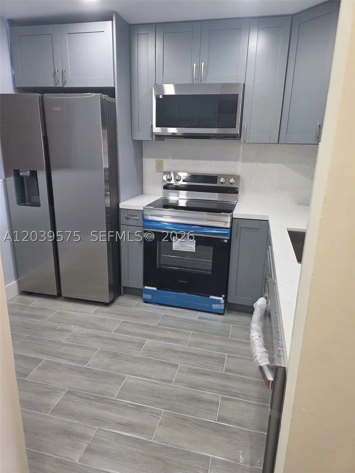 1-bedroom Condo — 10985 107th St #312, Miami, FL 33176