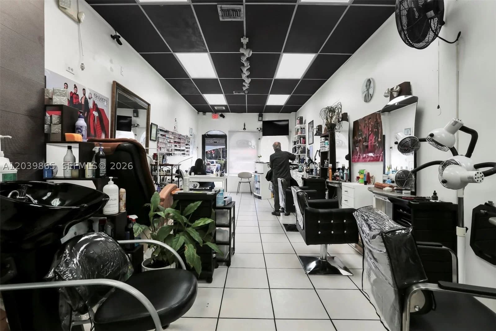 Mülk — 5233 79th Ave, Doral, FL 33166