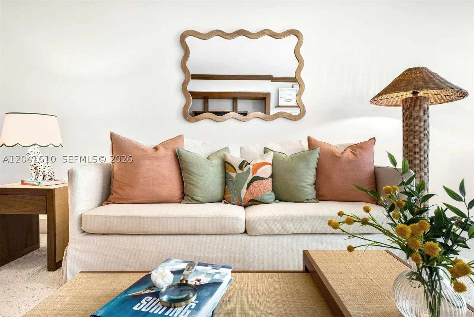 1-bedroom Condo — 6801 Collins Ave #DOOR 606, Miami Beach, FL 33141