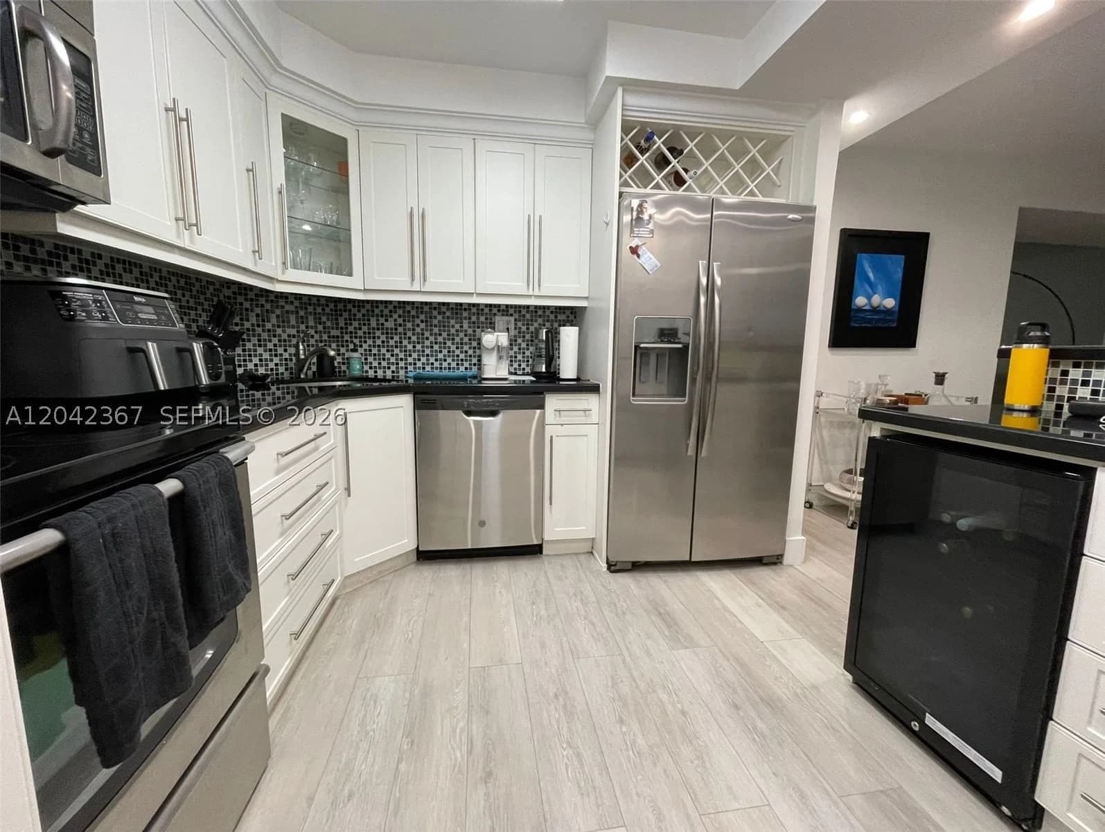 1-bedroom Condo — 2333 Brickell Ave #314, Miami, FL 33129