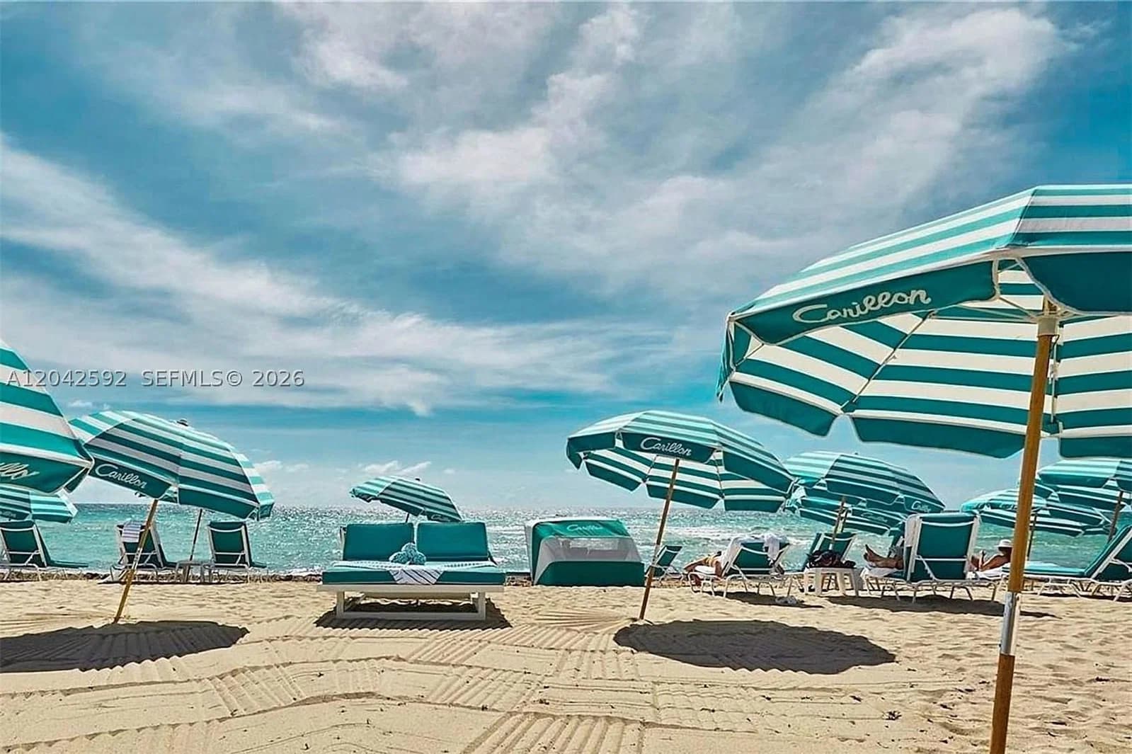 1-bedroom Condo — 6801 Collins Ave #1101, Miami Beach, FL 33141