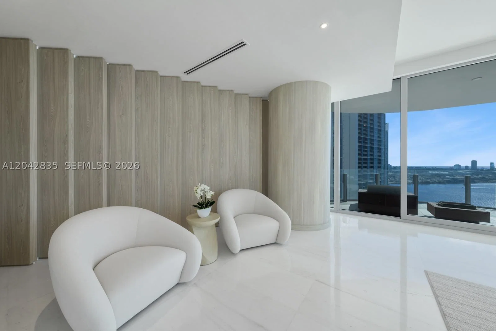 5-bedroom Condo — 300 Biscayne Boulevard Way #2701, Miami, FL 33131