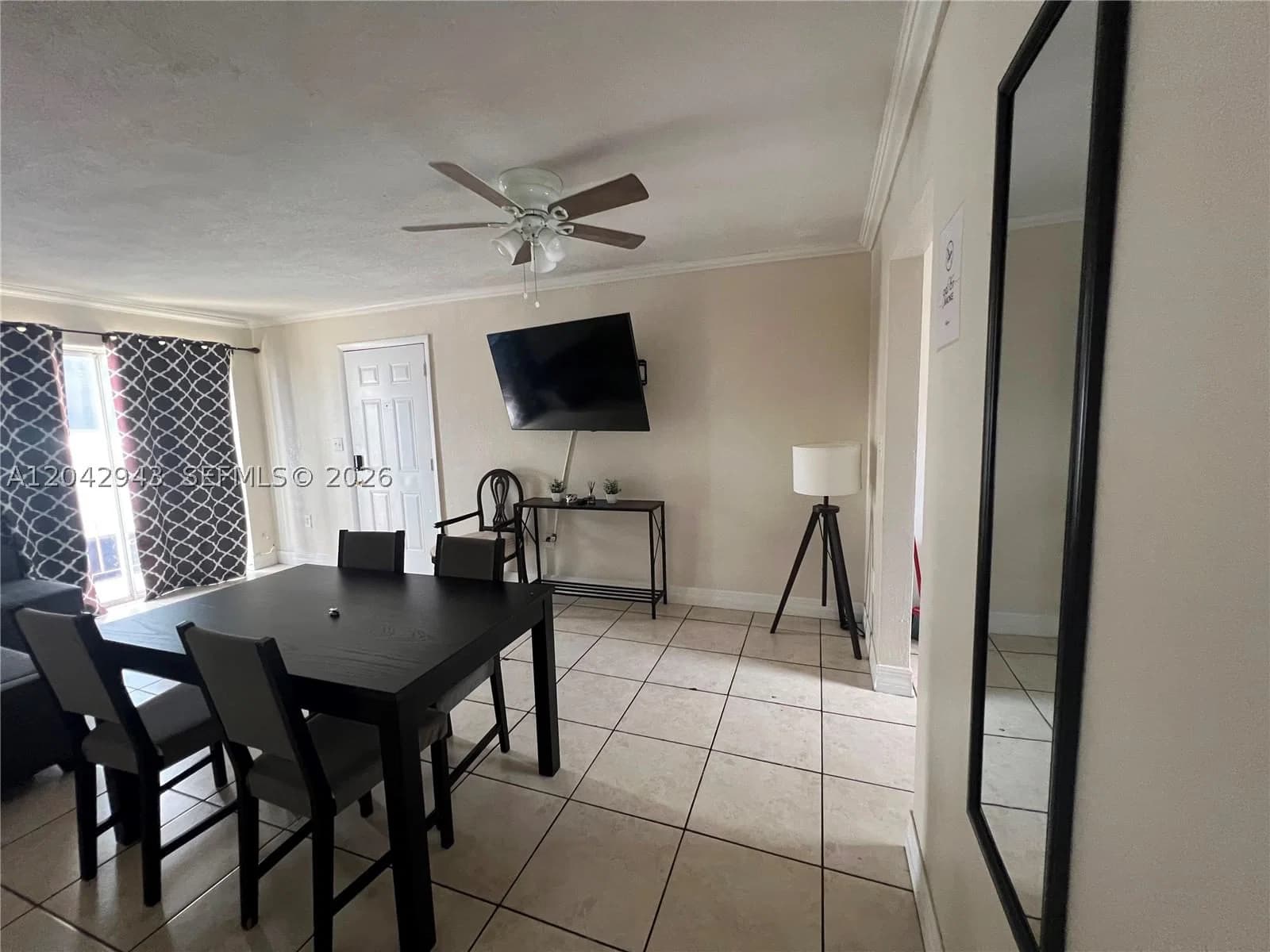 2+1 Mülk — 427 6th St #4, Miami, FL 33130