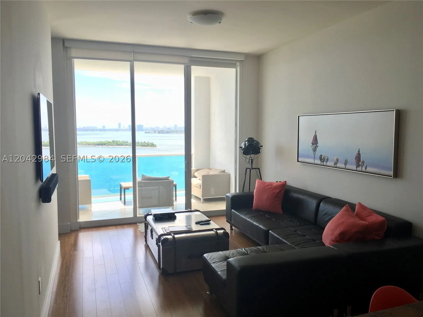 1+1 Condo — 725 22nd St #14E, Miami, FL 33137